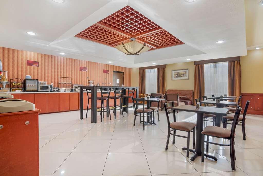 Best Western Plus Flowood Inn & Suites Restoran gambar