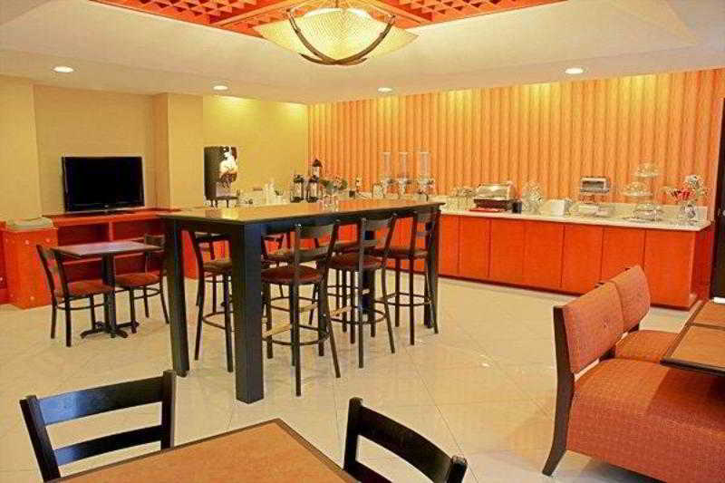Best Western Plus Flowood Inn & Suites Restoran gambar